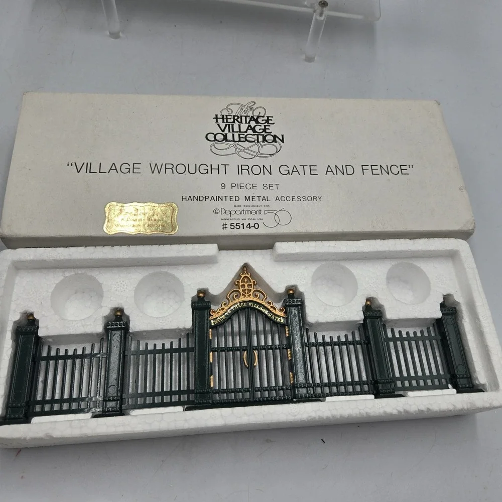 Vtg Dept 56 Mixed Lot Village Wrought Iron Gate and Fence & Estensions In Box